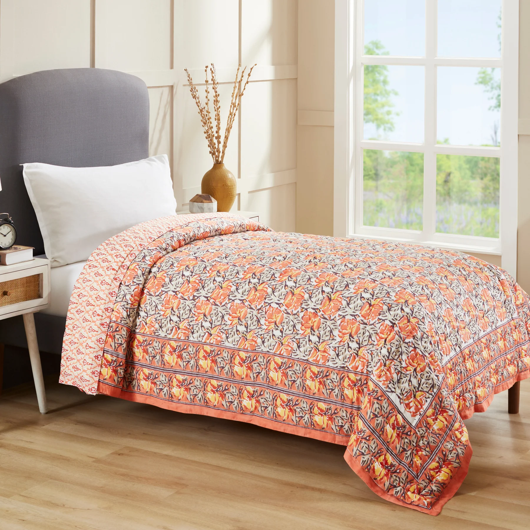 Up to 20% Off – Ratan Jaipur Sale on Home & Apparel Collections